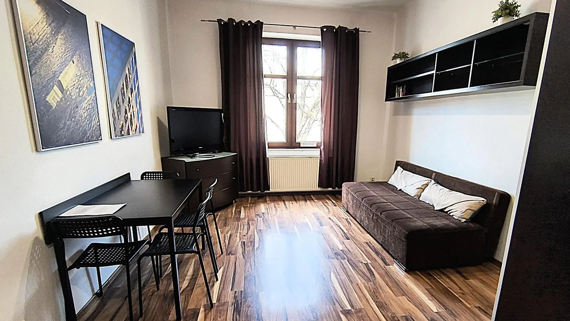Apartament Premium contacts